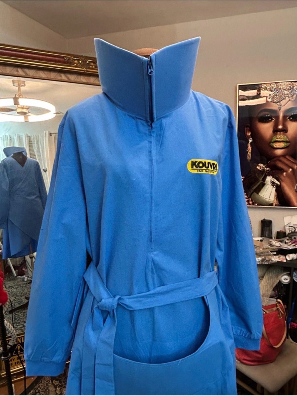 Protective Labcoat. - Picture 11 of 11